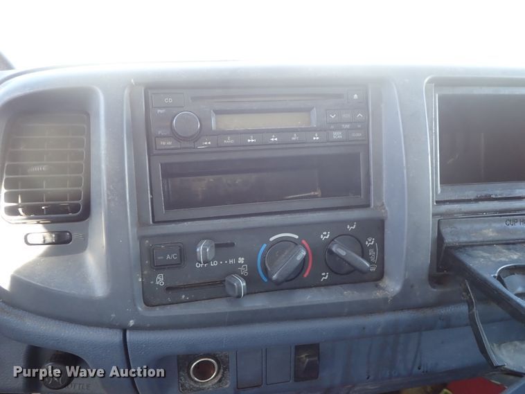 image for item DB7610 2007 Hino 268 box truck