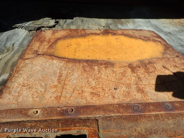 image for item DB7610 2007 Hino 268 box truck