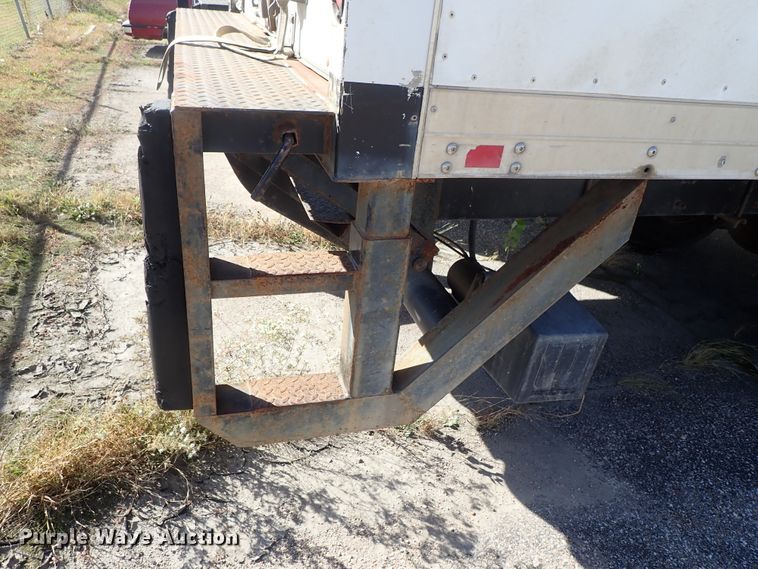 image for item DB7610 2007 Hino 268 box truck