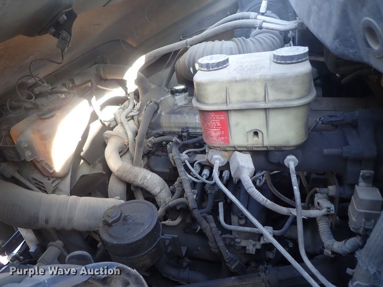 image for item DB7610 2007 Hino 268 box truck