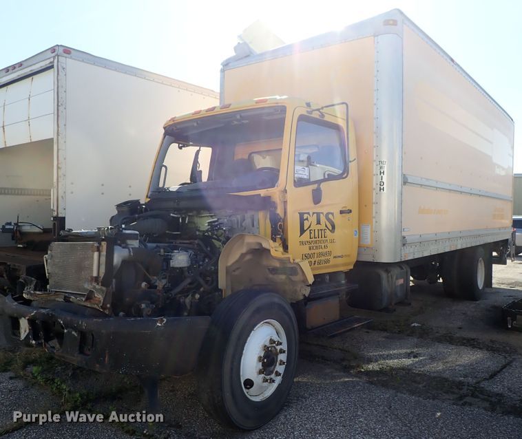 image for item DB7640 2007 Hino 268 box truck