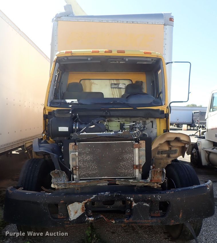 image for item DB7640 2007 Hino 268 box truck