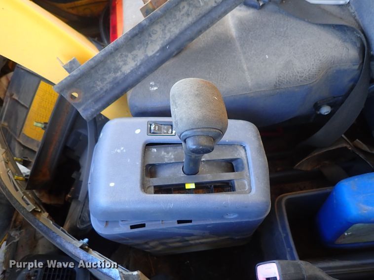 image for item DB7640 2007 Hino 268 box truck