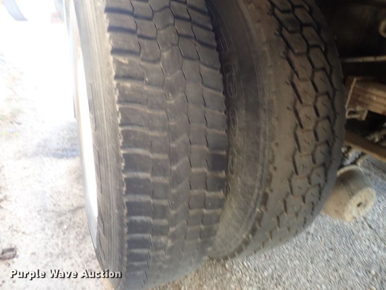 image for item DB7640 2007 Hino 268 box truck