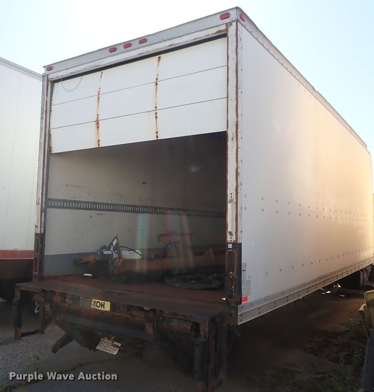 image for item DB7641 2008 Hino 268 box truck