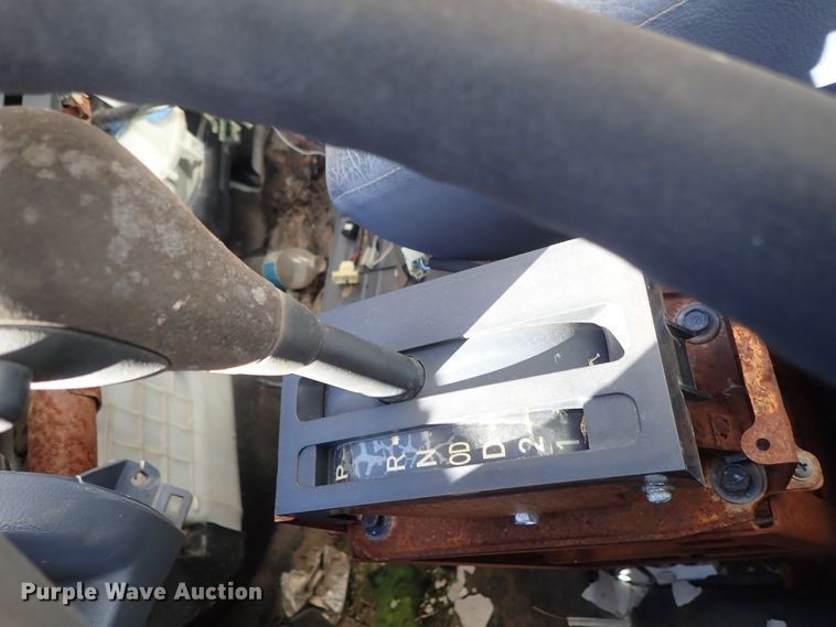 image for item DB7641 2008 Hino 268 box truck