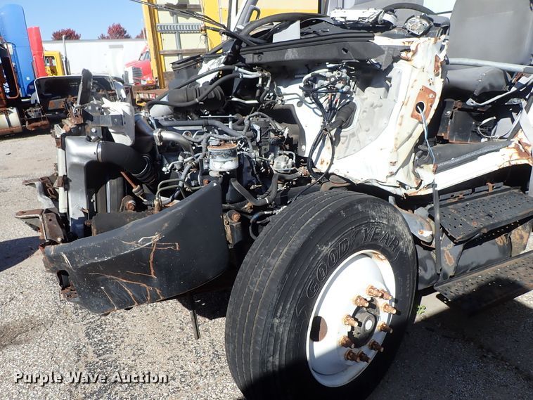 image for item DB7641 2008 Hino 268 box truck