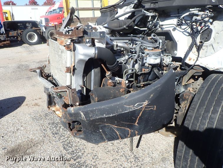 image for item DB7641 2008 Hino 268 box truck