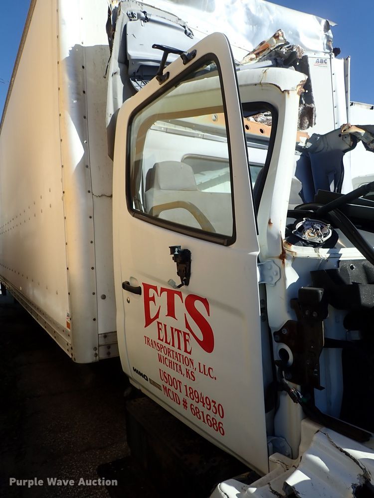 image for item DB7641 2008 Hino 268 box truck