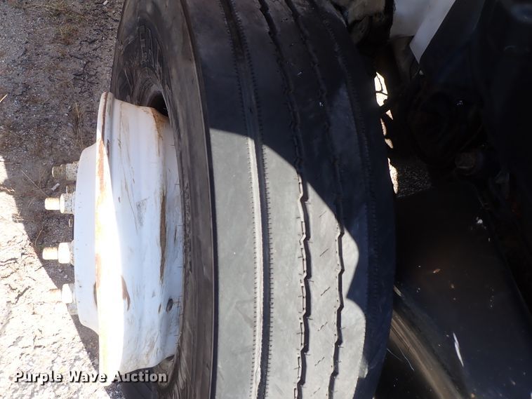 image for item DB7641 2008 Hino 268 box truck