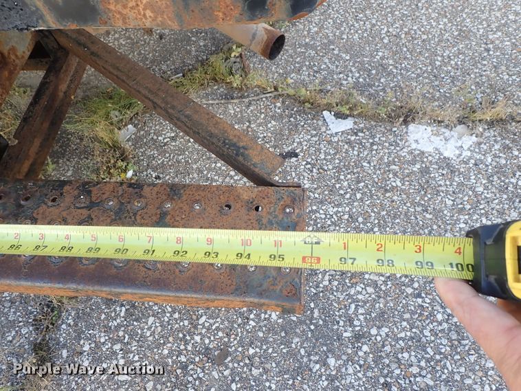 image for item DB7642 2008 GMC Savana box truck