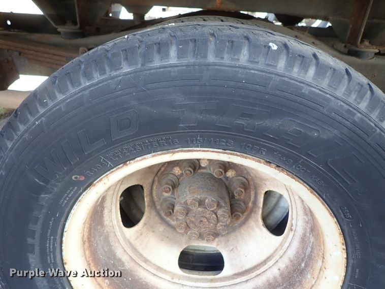 image for item DB7642 2008 GMC Savana box truck