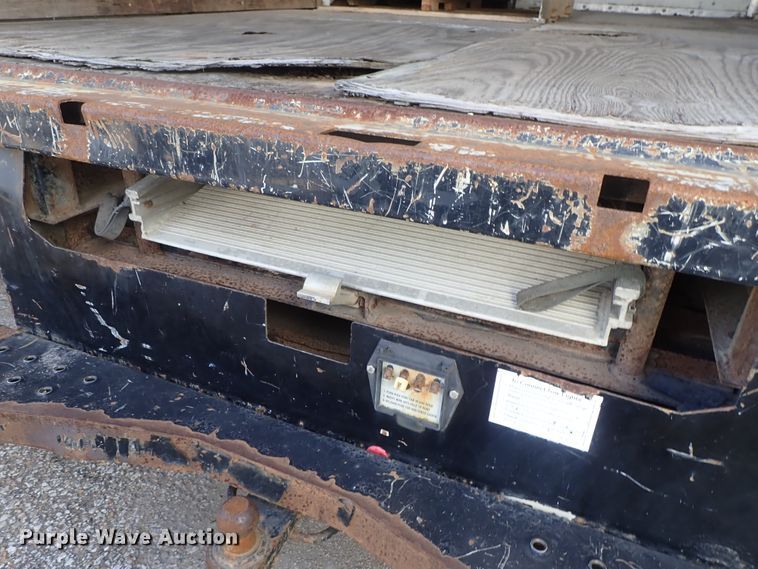 image for item DB7650 2006 GMC Savana box truck