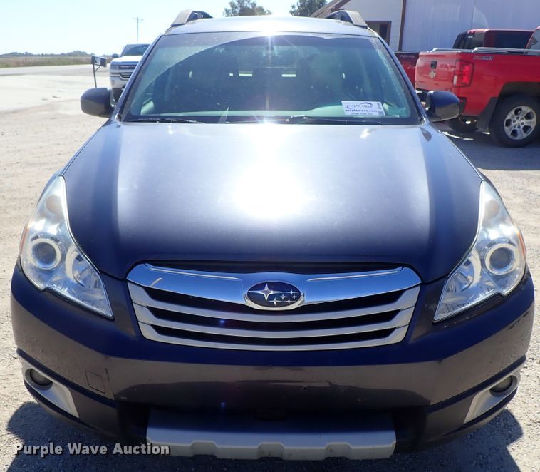 image for item DB7662 2012 Subaru Outback Limited