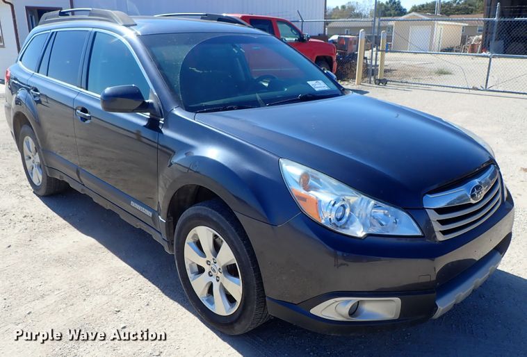 image for item DB7662 2012 Subaru Outback Limited