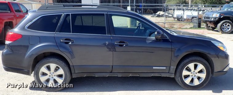 image for item DB7662 2012 Subaru Outback Limited