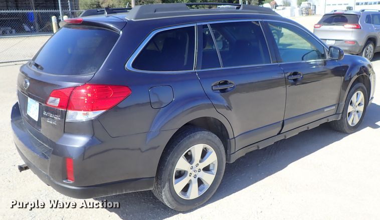 image for item DB7662 2012 Subaru Outback Limited