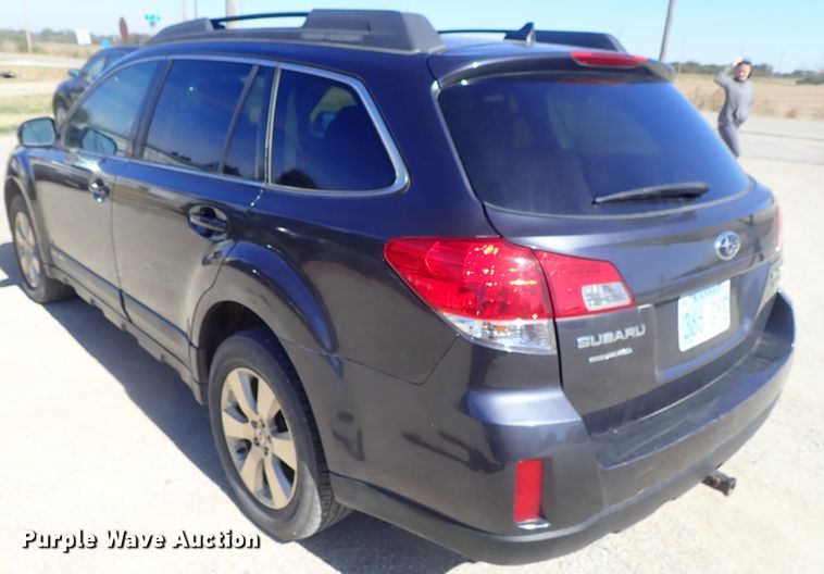 image for item DB7662 2012 Subaru Outback Limited