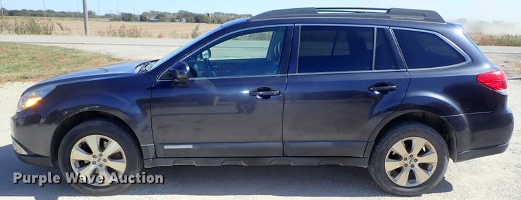 image for item DB7662 2012 Subaru Outback Limited