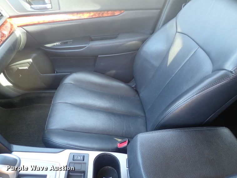 image for item DB7662 2012 Subaru Outback Limited