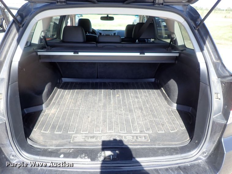 image for item DB7662 2012 Subaru Outback Limited