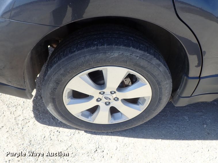 image for item DB7662 2012 Subaru Outback Limited