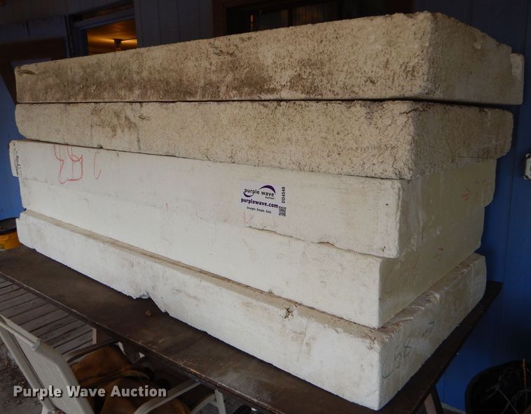 image for item DD4548 (30) Styrofoam blocks