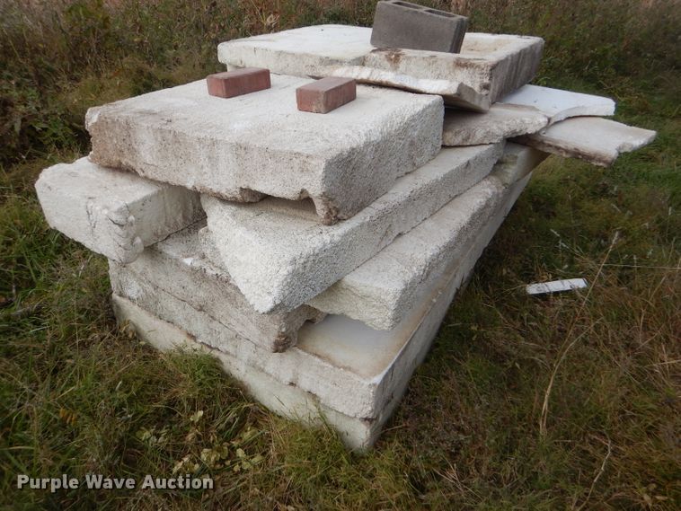 image for item DD4548 (30) Styrofoam blocks