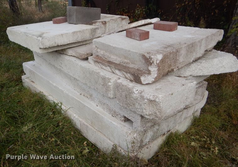 image for item DD4548 (30) Styrofoam blocks