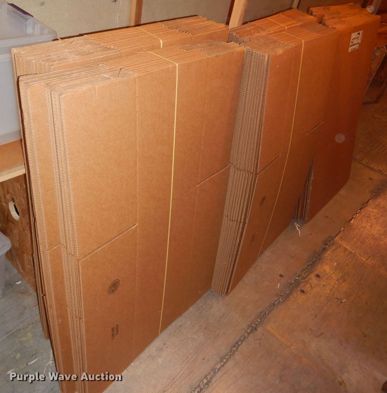 image for item DD4550 Packing boxes and cold packs