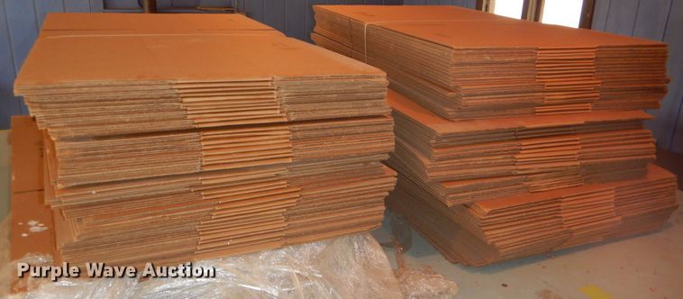 image for item DD4550 Packing boxes and cold packs