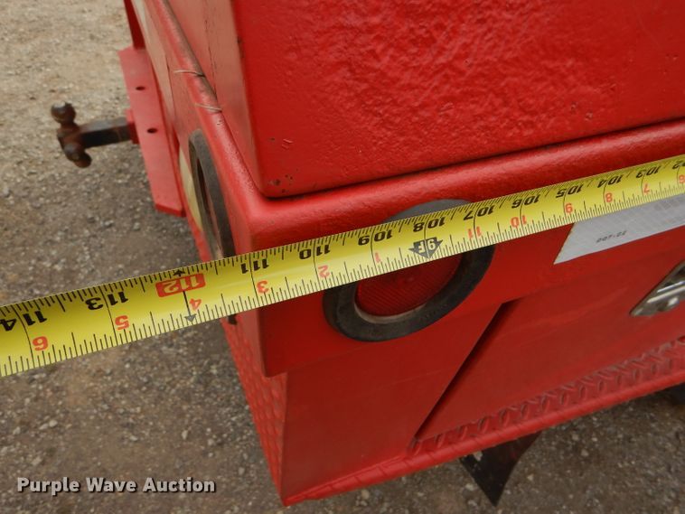 image for item DD4553 2005 Ford F350 Super Duty XLT SuperCab flatbed pickup truck