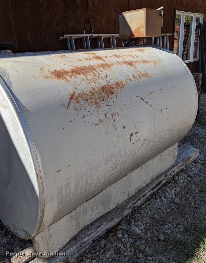 image for item DD4555 Steel fuel tank