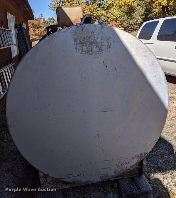 image for item DD4555 Steel fuel tank