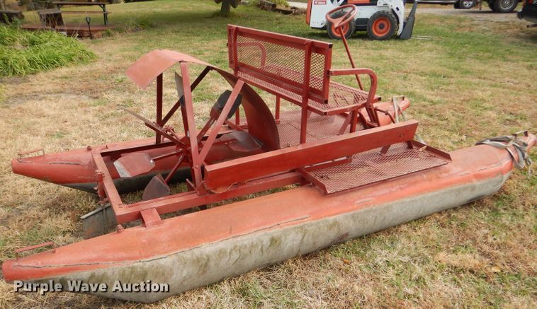 image for item DD4556 Paddle boat