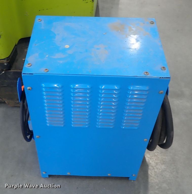 image for item DE1100 Clarklift OP-7 Orderpicker forklift