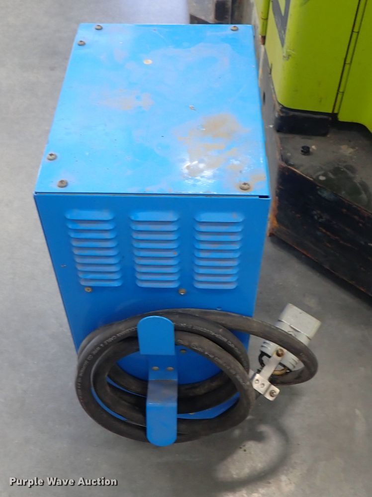 image for item DE1100 Clarklift OP-7 Orderpicker forklift