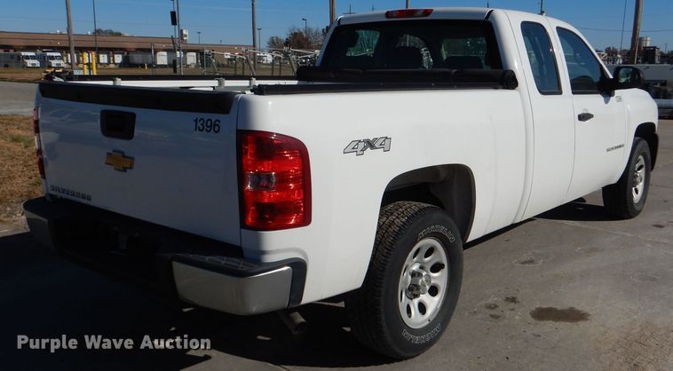 image for item DE4095 2008 Chevrolet Silverado 1500 Ext. Cab pickup truck
