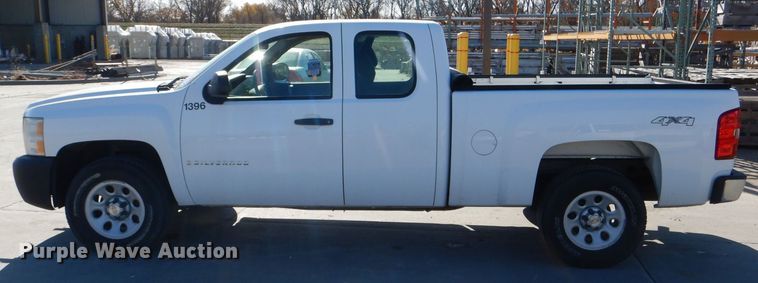 image for item DE4095 2008 Chevrolet Silverado 1500 Ext. Cab pickup truck