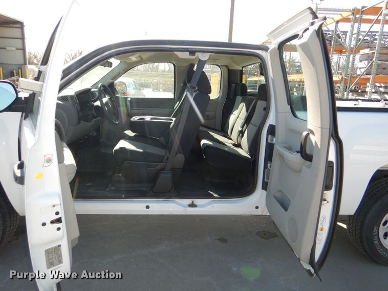 image for item DE4095 2008 Chevrolet Silverado 1500 Ext. Cab pickup truck