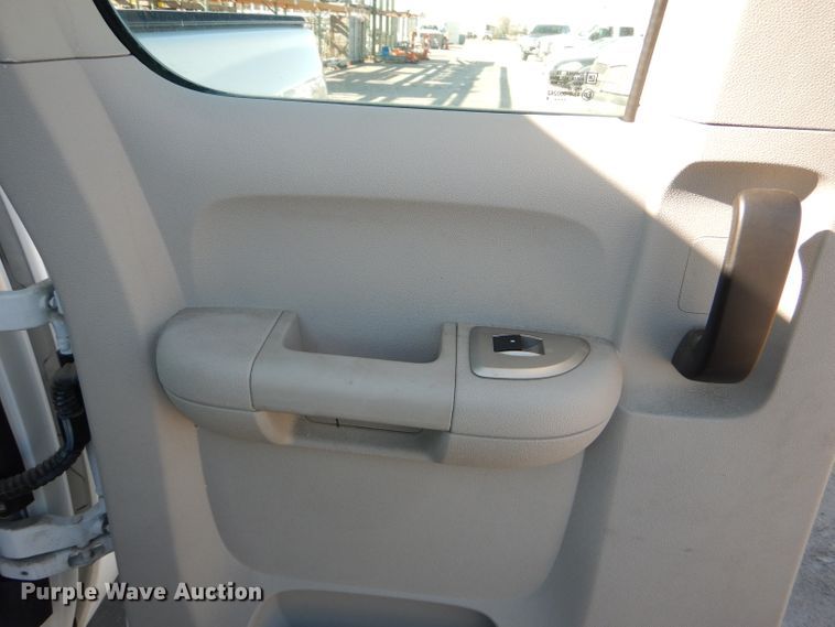 image for item DE4095 2008 Chevrolet Silverado 1500 Ext. Cab pickup truck