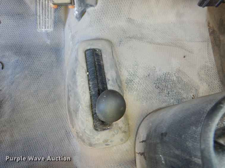 image for item DE4100 2003 Chevrolet Silverado 1500 Ext. Cab pickup truck