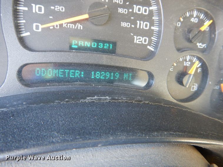 image for item DE4100 2003 Chevrolet Silverado 1500 Ext. Cab pickup truck