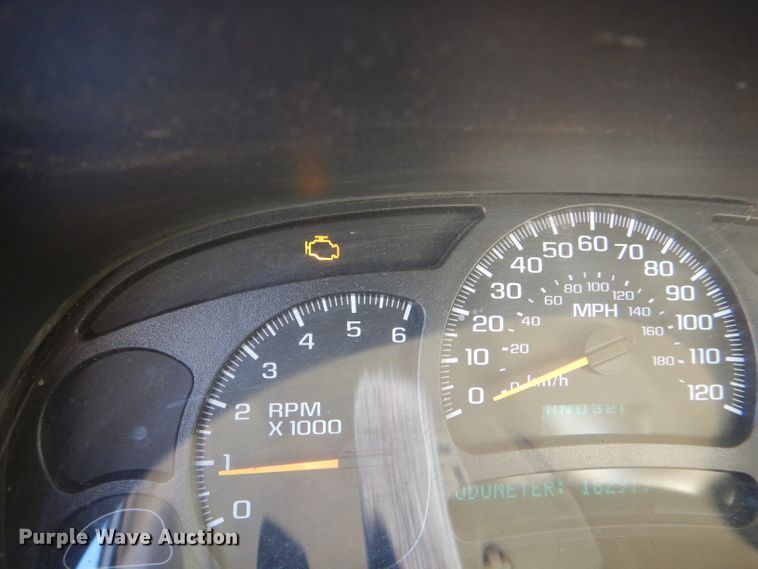 image for item DE4100 2003 Chevrolet Silverado 1500 Ext. Cab pickup truck