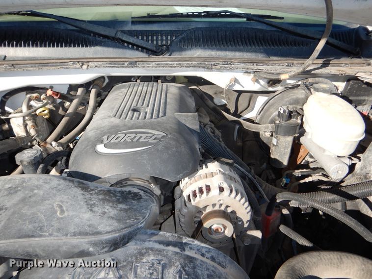 image for item DE4100 2003 Chevrolet Silverado 1500 Ext. Cab pickup truck