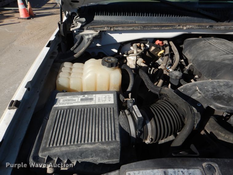 image for item DE4100 2003 Chevrolet Silverado 1500 Ext. Cab pickup truck