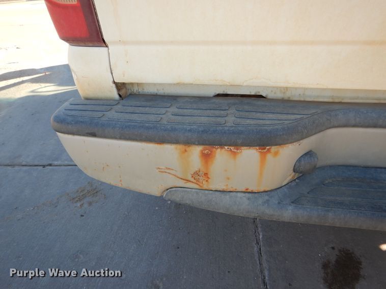 image for item DE4100 2003 Chevrolet Silverado 1500 Ext. Cab pickup truck