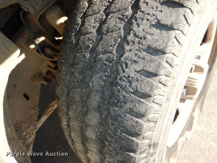 image for item DE4101 2001 Chevrolet Silverado 1500 Ext. Cab pickup truck