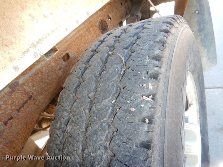 image for item DE4101 2001 Chevrolet Silverado 1500 Ext. Cab pickup truck