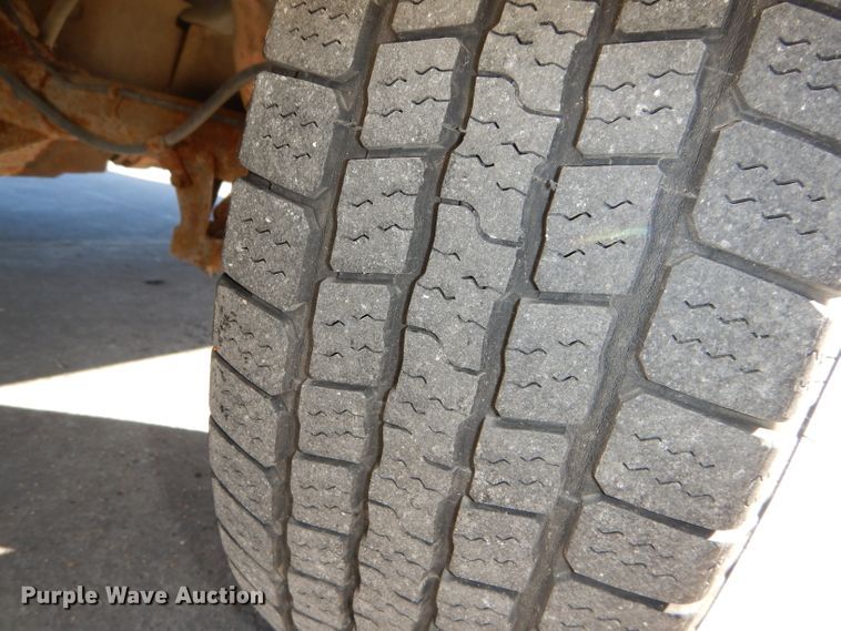 image for item DE4102 2005 Chevrolet Astro van